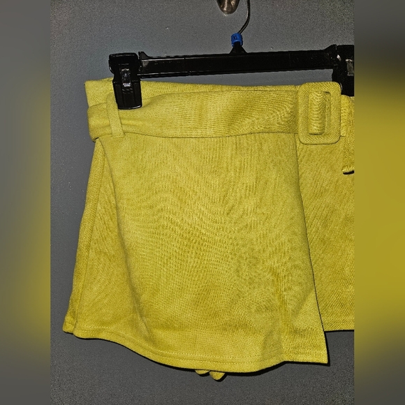 Fashion Nova Womans Flourescent Skort Size Xs - Picture 2 of 10